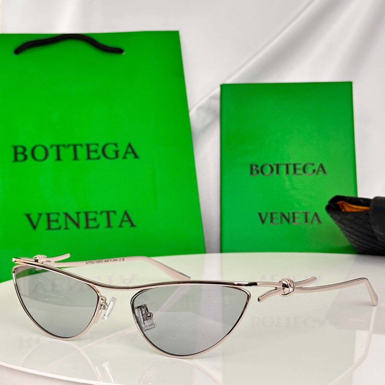 14a47783 bottega veneta BV2890S - Image 1