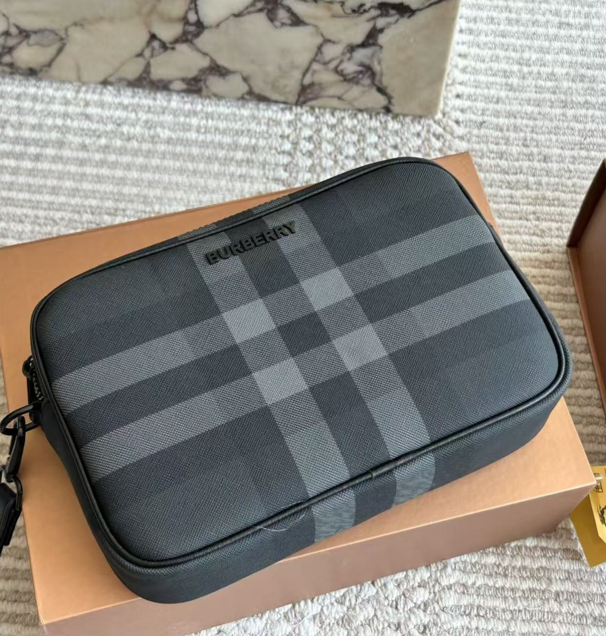 תיק BURBERRY