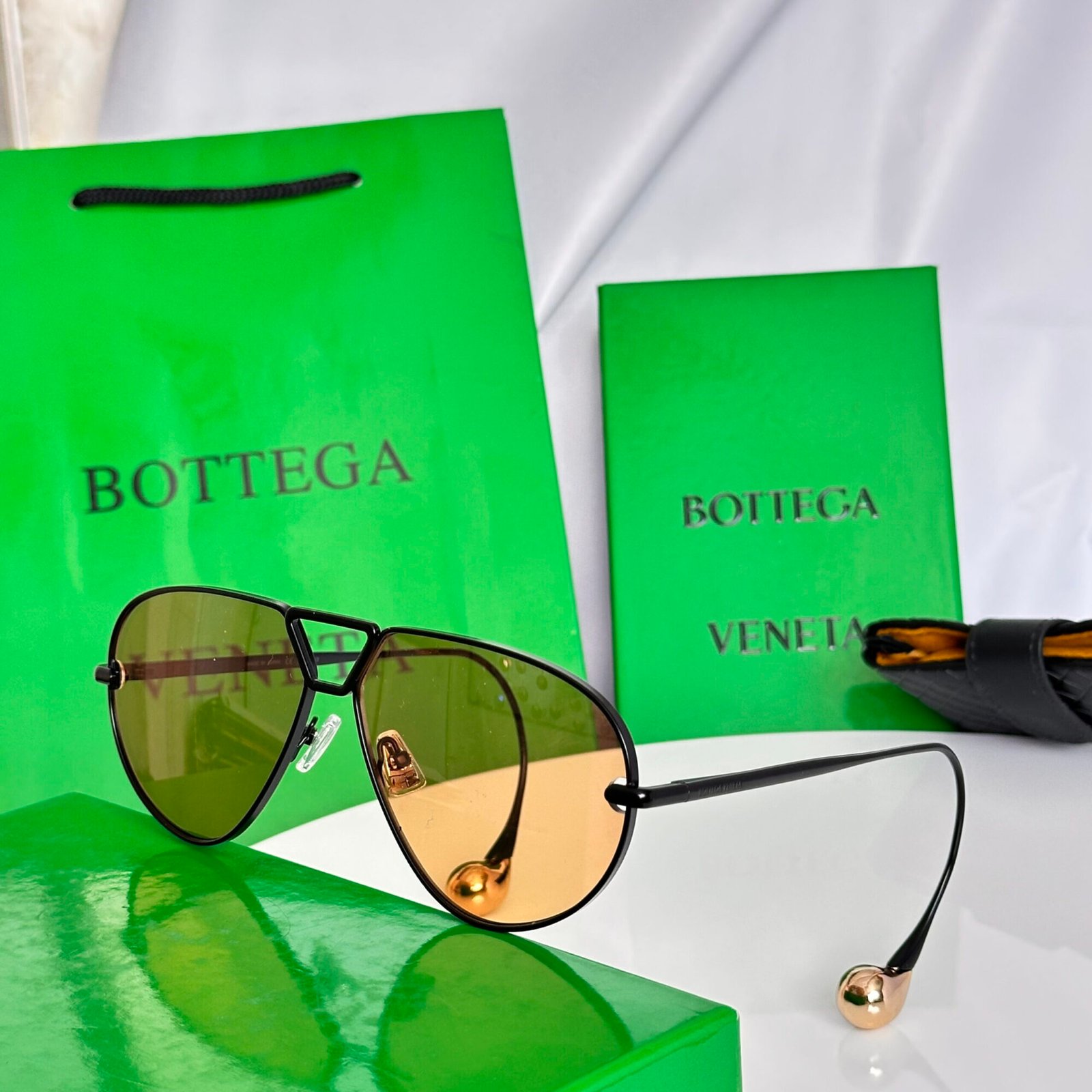 255963d6 bottega veneta BV1437s - Image 1