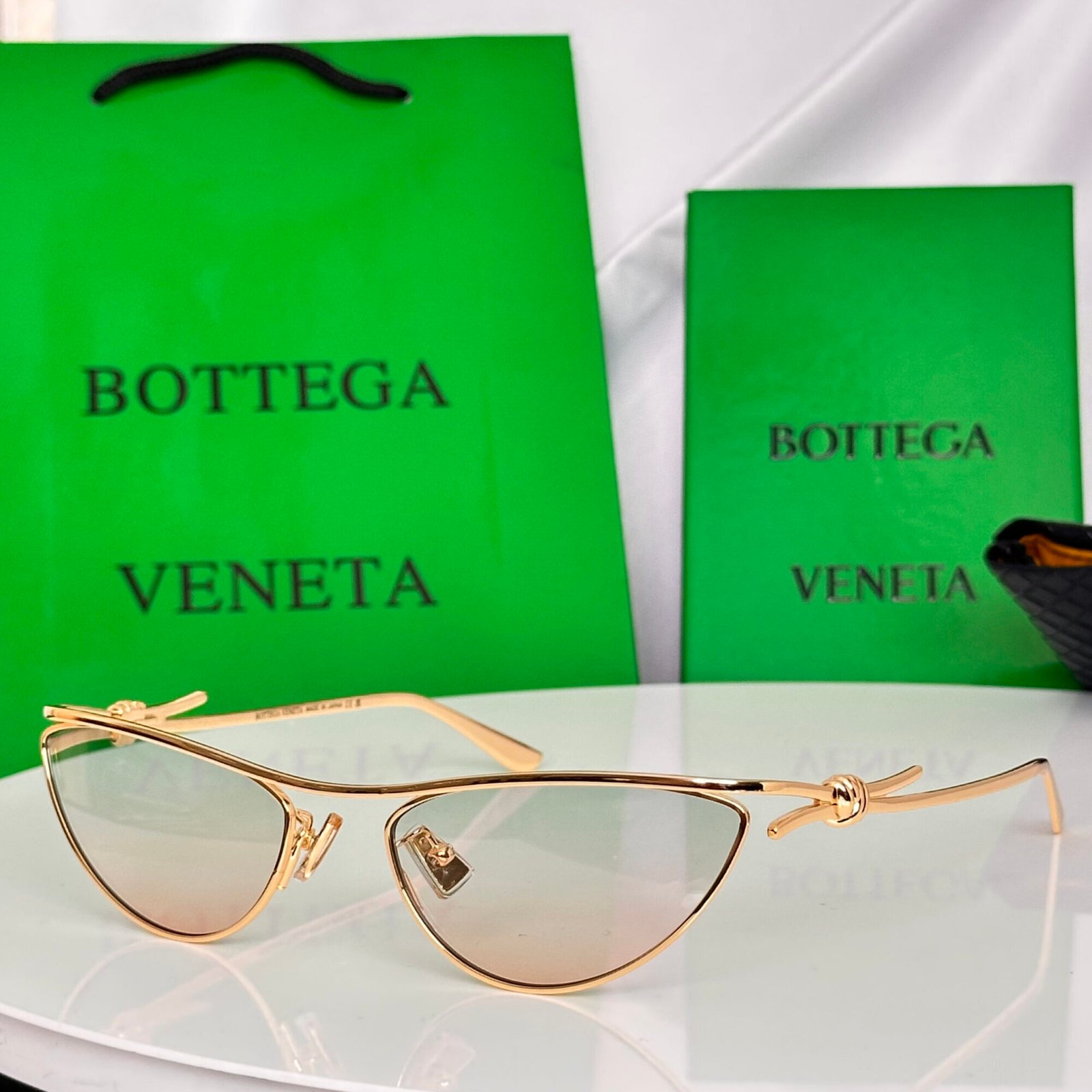 bottega veneta BV2890S