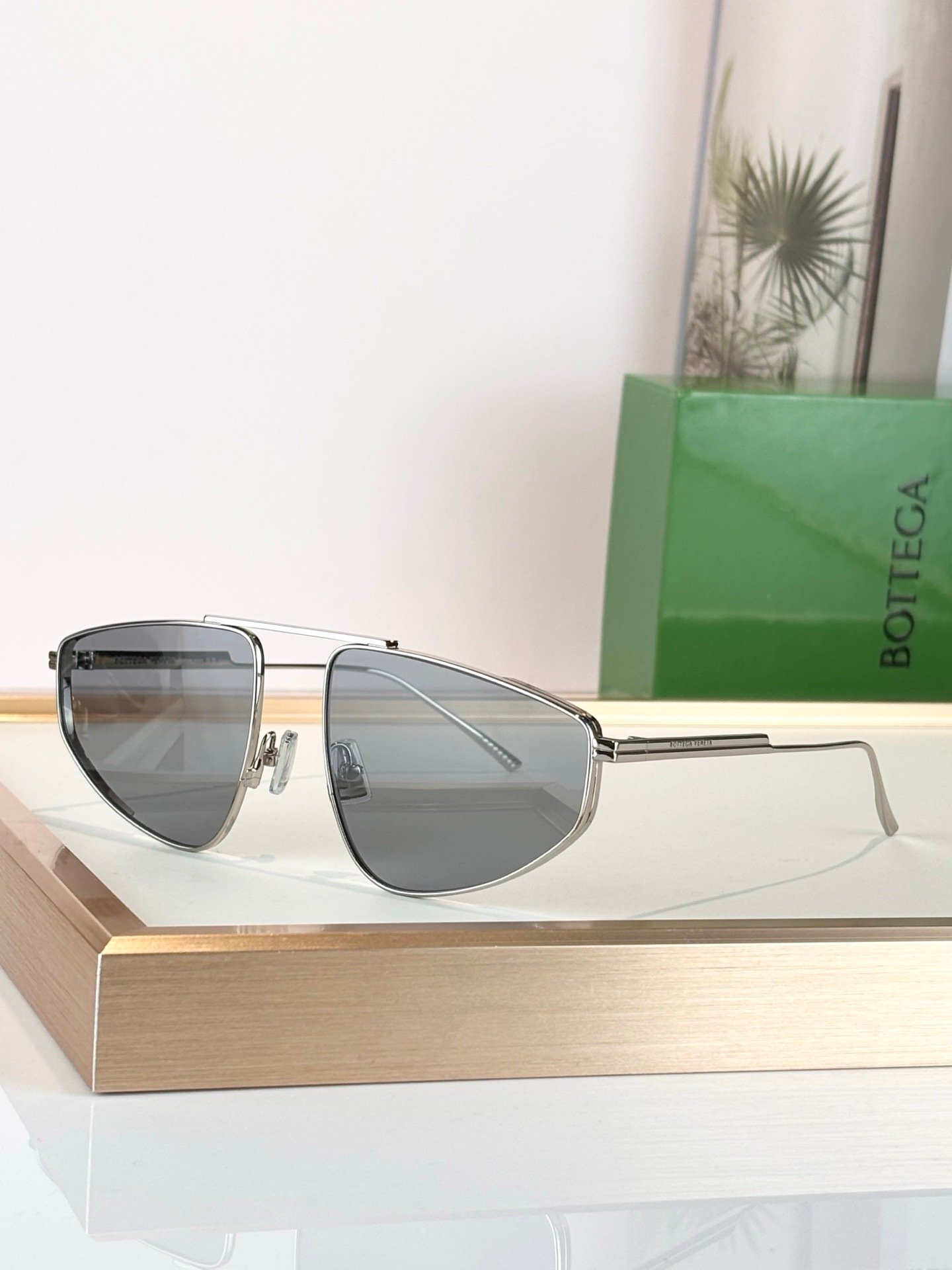 bottega veneta BV1466S