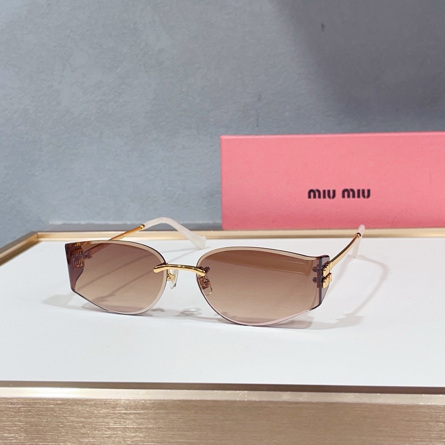 977723d9 MIU MIU MU 175AV Sunglasses - Image 1