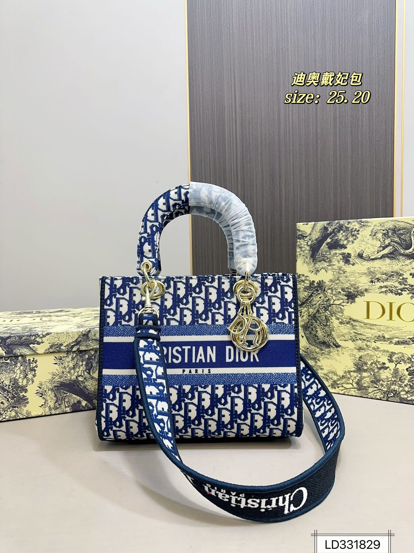 PS2730 DIOR PS2730