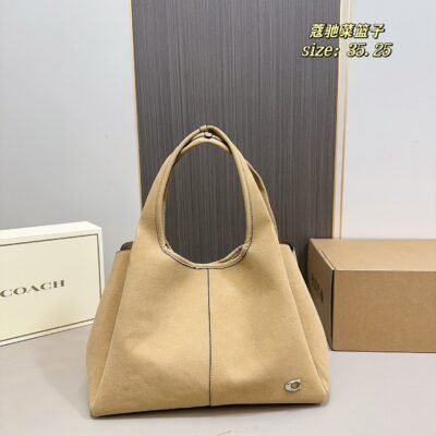 COACH PS3044
