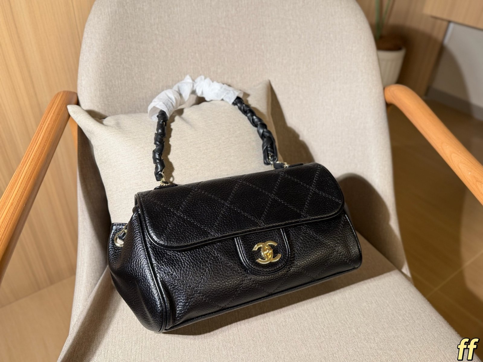 תיק CHANEL