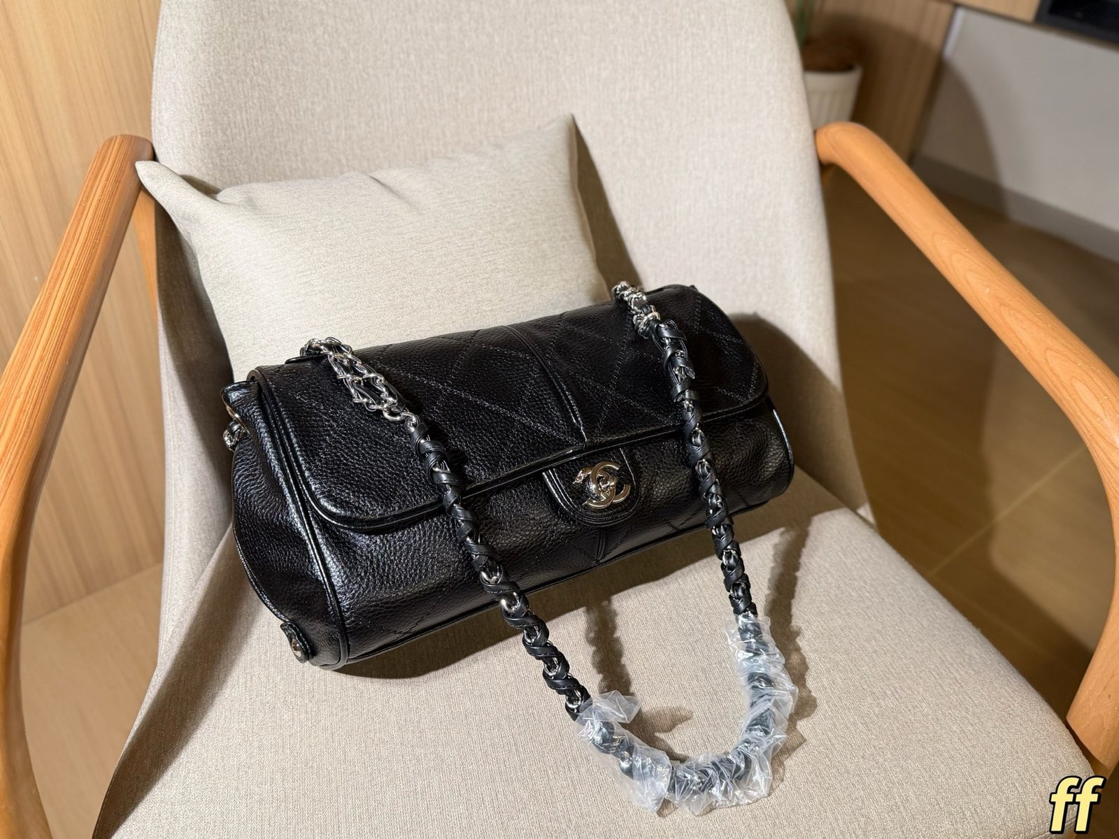 תיק CHANEL
