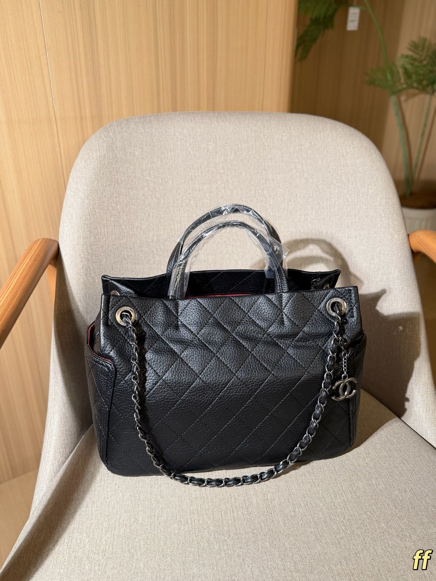תיק Tote CHANEL