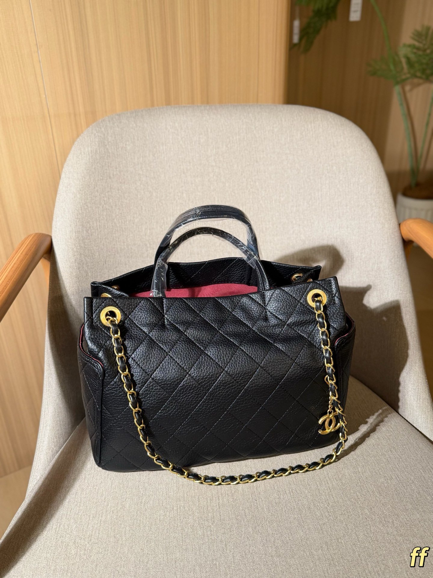 תיק Tote CHANEL