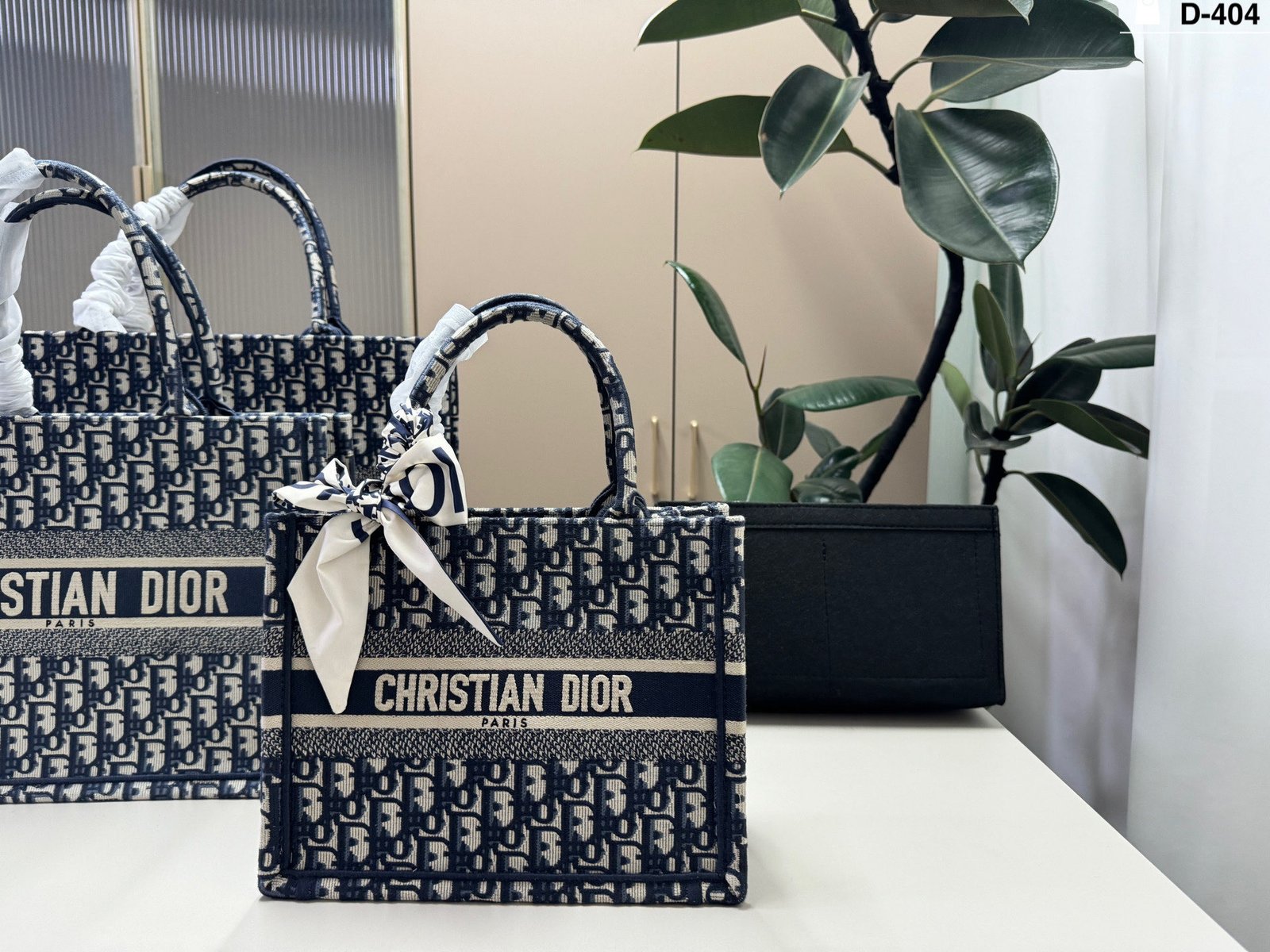 DIOR PS3739