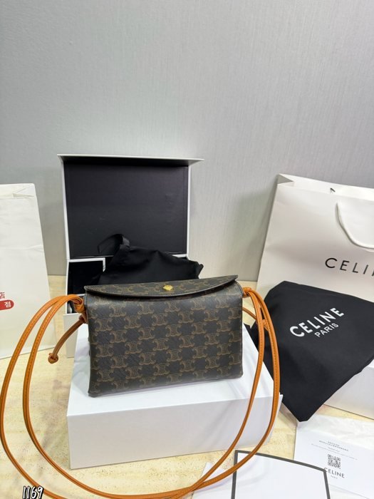 תיק צד CELINE Trio Flap
