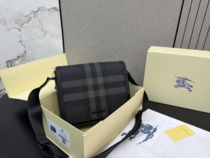 PS3837 תיק BURBERRY Alfred - Image 1