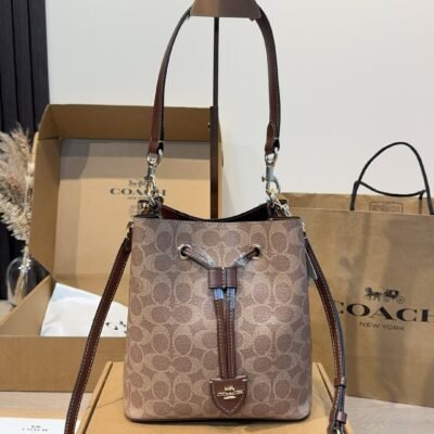 COACH PS3900