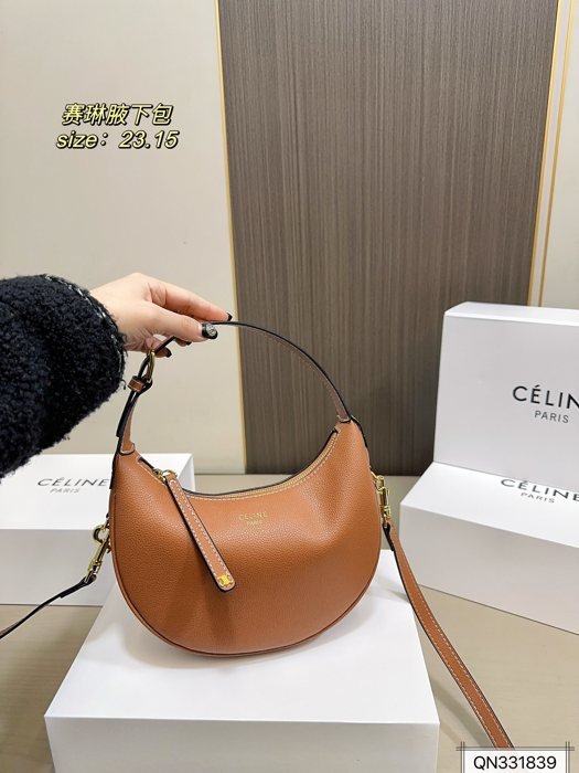 PS562 תיק CELINE Lulu - Image 1