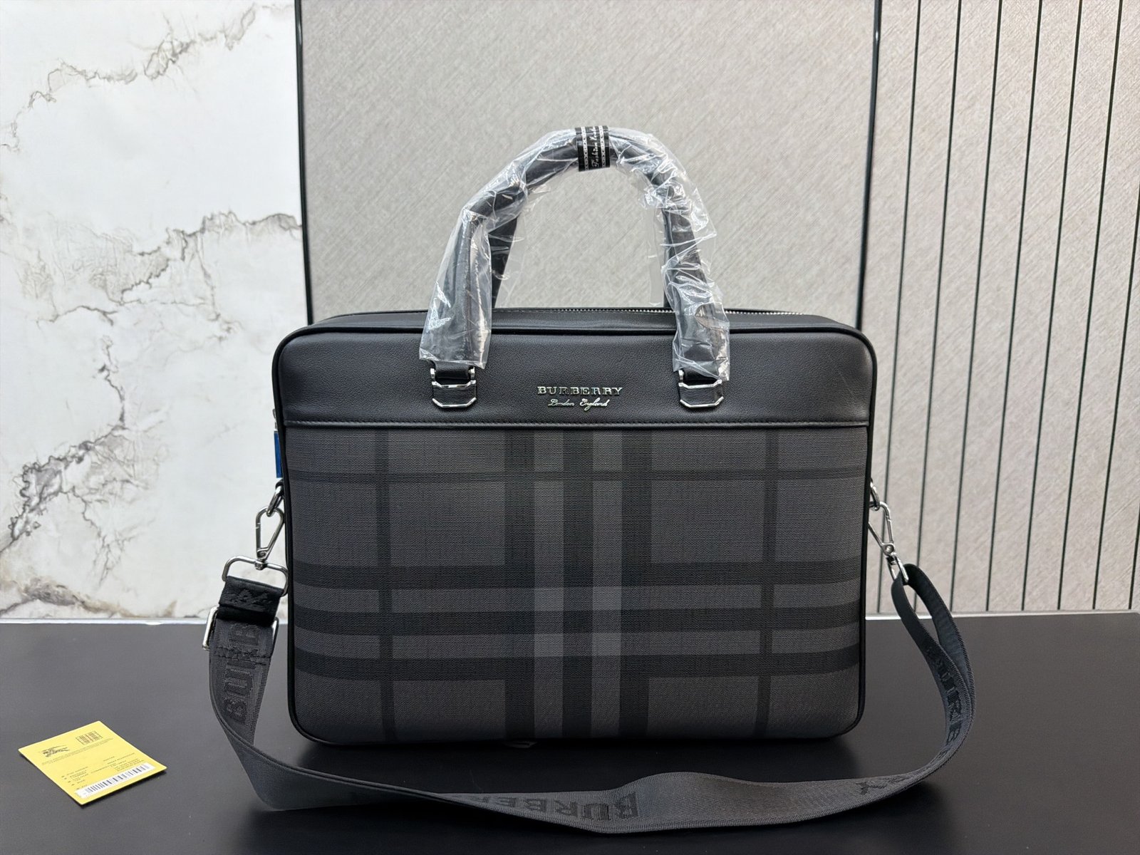 תיק עסקים BURBERRY