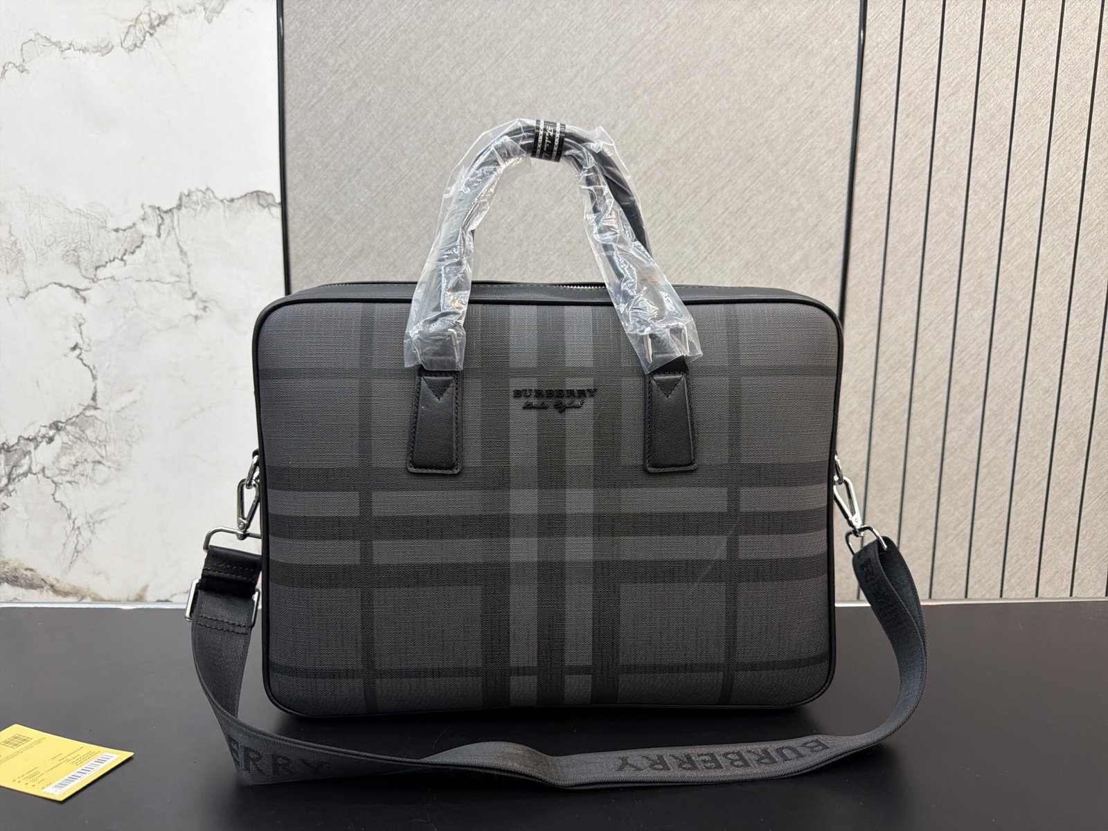 תיק עסקים BURBERRY